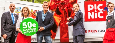 Websuper Picnic doopt 50e elektrische autootje in Utrecht