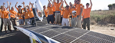 Koning en Hartman sponsort Nuon Solar Team