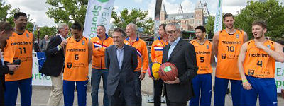 Team KPN Sportfonds steunt teams met unieke prestaties