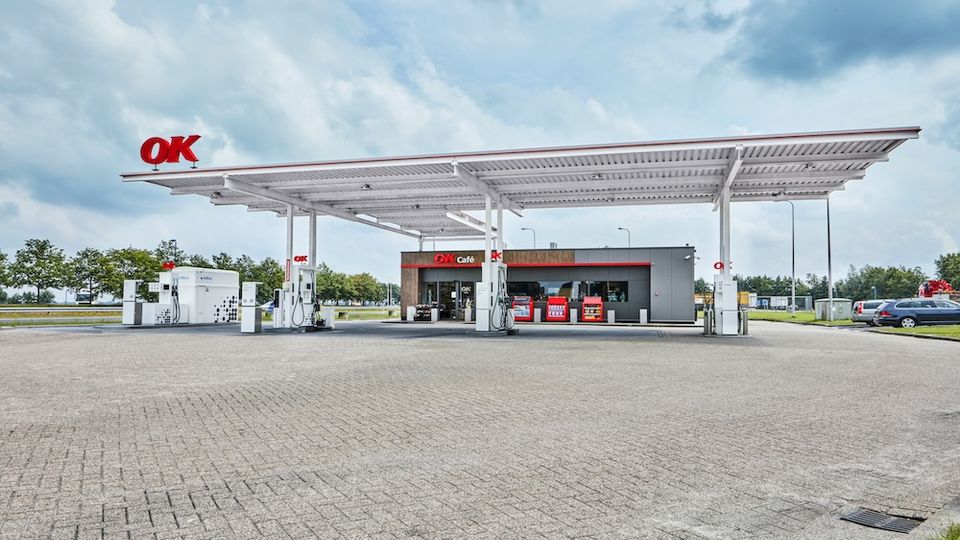 OK tankstations kiest voor Menuez International