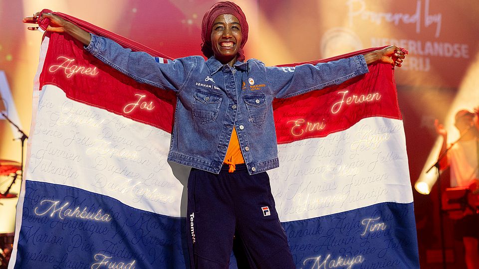 Odido zorgt voor bijzondere huldiging Sifan Hassan in TeamNL Huis