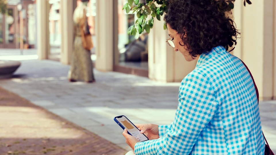 Onderzoek Adyen: 1 op de drie Nederlanders shopt via social media