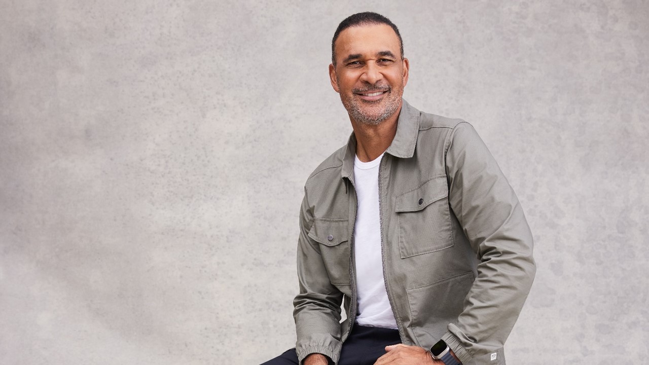 Ruud Gullit ambassadeur van Skechers 