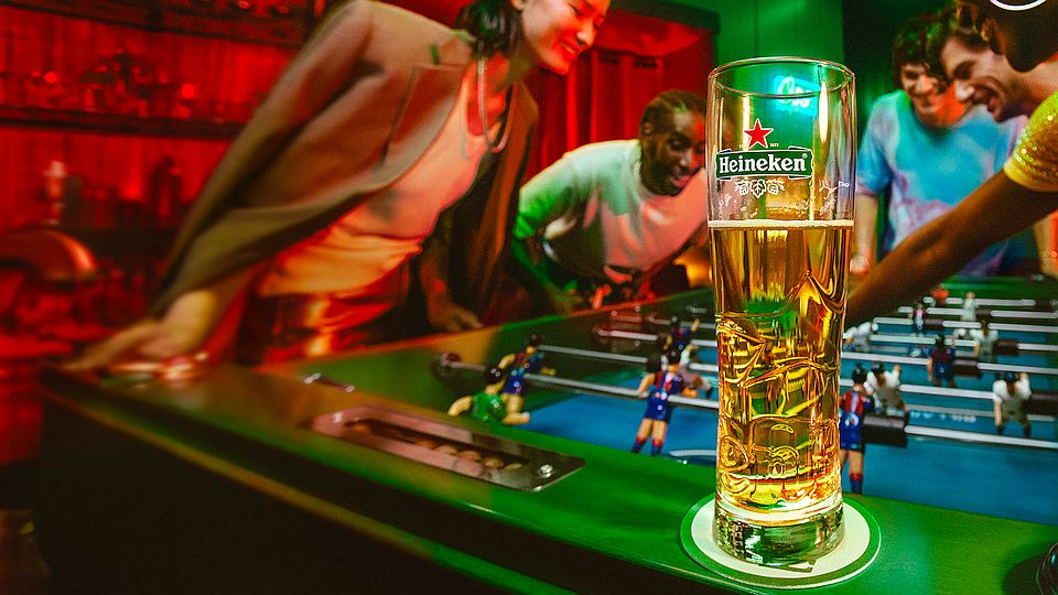 ‘Vergeet het bier, maak plezier’ volgens Heineken