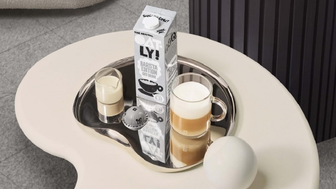 Nespresso en Oatly introduceren koffiecapsules voor havermelk