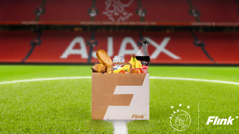 Flitsbezorger Flink nieuwe partner  Ajax